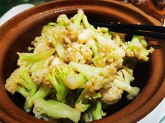 -品香菜馆(旗峰路中侨大厦店)