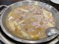 -老来福·非遗酸汤兔(凯旋路店)