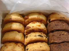 -SKROLL卡特司库·蛋糕定制·生吐司·司康(古北程家桥店)