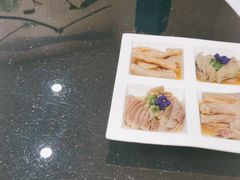 -香山湖家家宴(中山陵店)