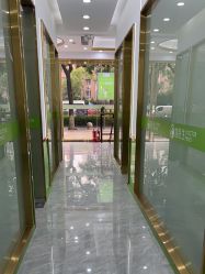 -苗医生专业祛痘·皮肤管理