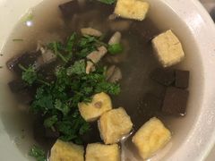 -百年尹氏汤包(湖南路狮子桥店)