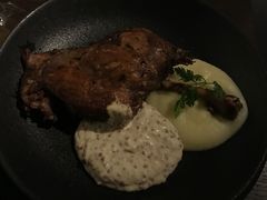 法式油封鸭腿佐芥末籽酱-LUMOS卢莫斯融合料理餐厅