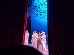 -交通银行前滩31演艺中心