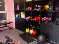 -简·无界健身工作室·运动康复·体态(石厦店)