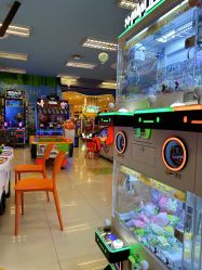 -莫莉幻想儿童乐园(武汉经开永旺店)