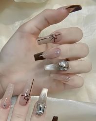 -IDO美甲美睫