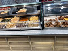 面包甜点陈列柜-廖记棒棒鸡(青岛万象城店)