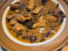 山蘑菇炖小公鸡-一轩饺子馆(丽都店)