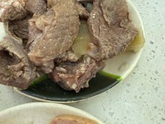 -牛知府云南菌汤鲜牛肉火锅(肖家湾店)