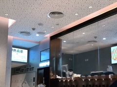 -喜茶(北京华贸购物中心店)