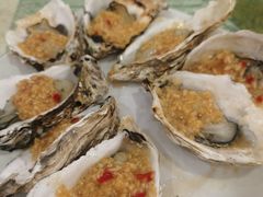 -鹏城人家海鲜酒家·23年老字号(较场尾店)