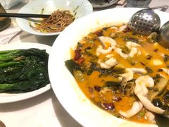-周渝食惦·酸菜鱼精致川菜(横岗店)
