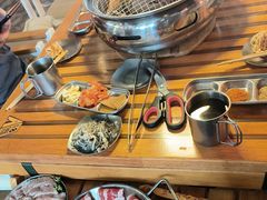 -叽叽扎扎烤肉场(生态城万达店)