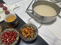 -红鼎豆捞·非遗鲍皇汤火锅(宝丰路店)