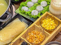 -汤宴·参须肚包鸡(南京路店)