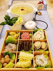 -臻康乃馨月子中心(集美店)