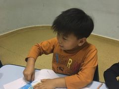 -瑞思少儿中心·少儿英语素养启蒙(勒泰直营校区)