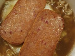 -新大咀港式茶餐厅(宝山万达店)