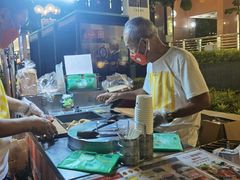 -詹爷爷乌节路街头冰淇淋
