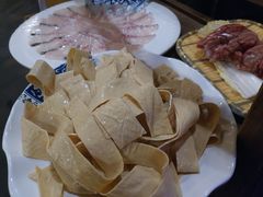 -百年川椒重庆老火锅(光谷店)