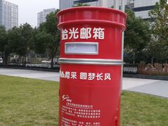 -上海跨国采购会展中心