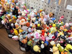 -义乌小商品批发市场(中国小商品城·篁园服装市场店)