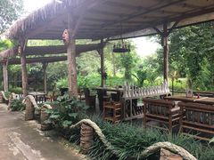 -Pai Island Resort