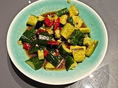 -丽华园·武汉地标楚菜餐厅(青山江滩店)
