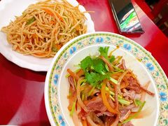 -金杨拉面王小吃面馆·牛三宝面·红烧牛肉粉