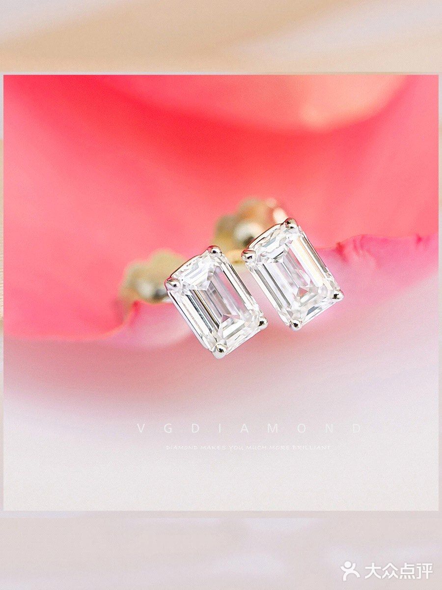 不能戴钻戒，结婚信物选了钻石耳钉