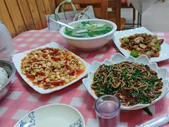 -洪霞餐馆