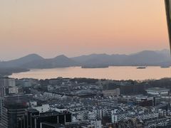 -Hi City·城市之巅