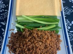 -八两八金·莱芜特色炒鸡(市南漳浦路店)