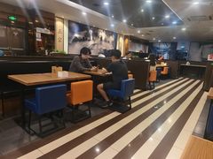 -阿香米线(大唐西市大润发店)