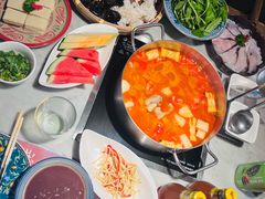 -尚尚仙·酸汤猪手·猪肚鸡火锅(华联万柳购物中心店)