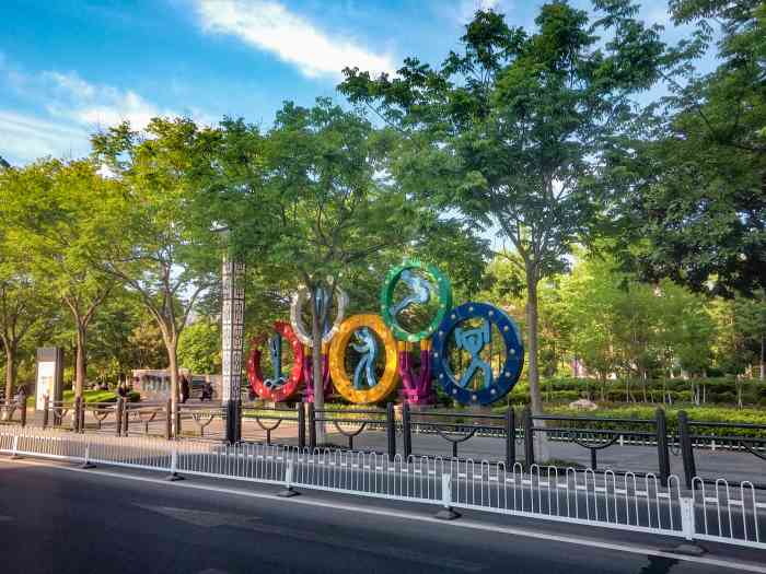 鹤翔公园-"离家很近的一个公园,就在大庆路brt附近."-大众点评移动版