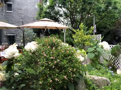 -墨居上隐·院子里火锅(峨眉店)