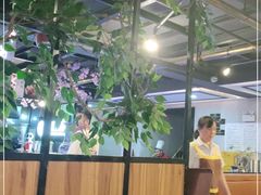 大堂-每食每刻·皖北新民地锅鸡