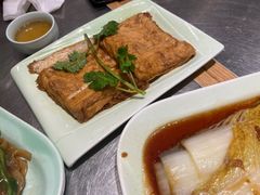 -潮界(LU·ONE凯德晶萃广场店)