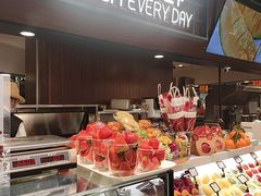 -每日新鲜水果吧(芮欧百货店)