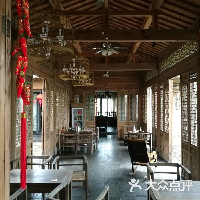 猪栏酒吧乡村客栈