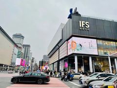 -黄兴南路步行商业街