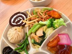 -素满香·全民食养自助(长宁龙之梦店)