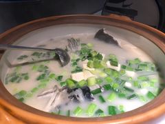 -姜君·千岛湖鱼头馆(浦东大道店)