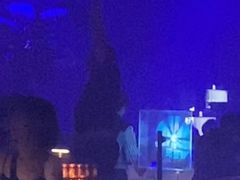 -简奥斯汀·赫本酒吧