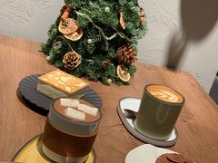 -潮一不贰·法式甜品·生日蛋糕·西式简餐(外滩店)