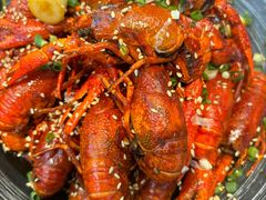 -肥肥虾庄·金牌油焖大虾(沙湖店)