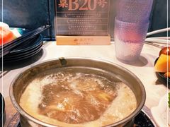 -五月罗马海鲜自助餐厅(月星环球港店)