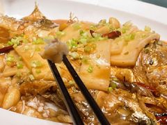 -小厨师·二十年沈家门小海鲜(百井坊巷店)